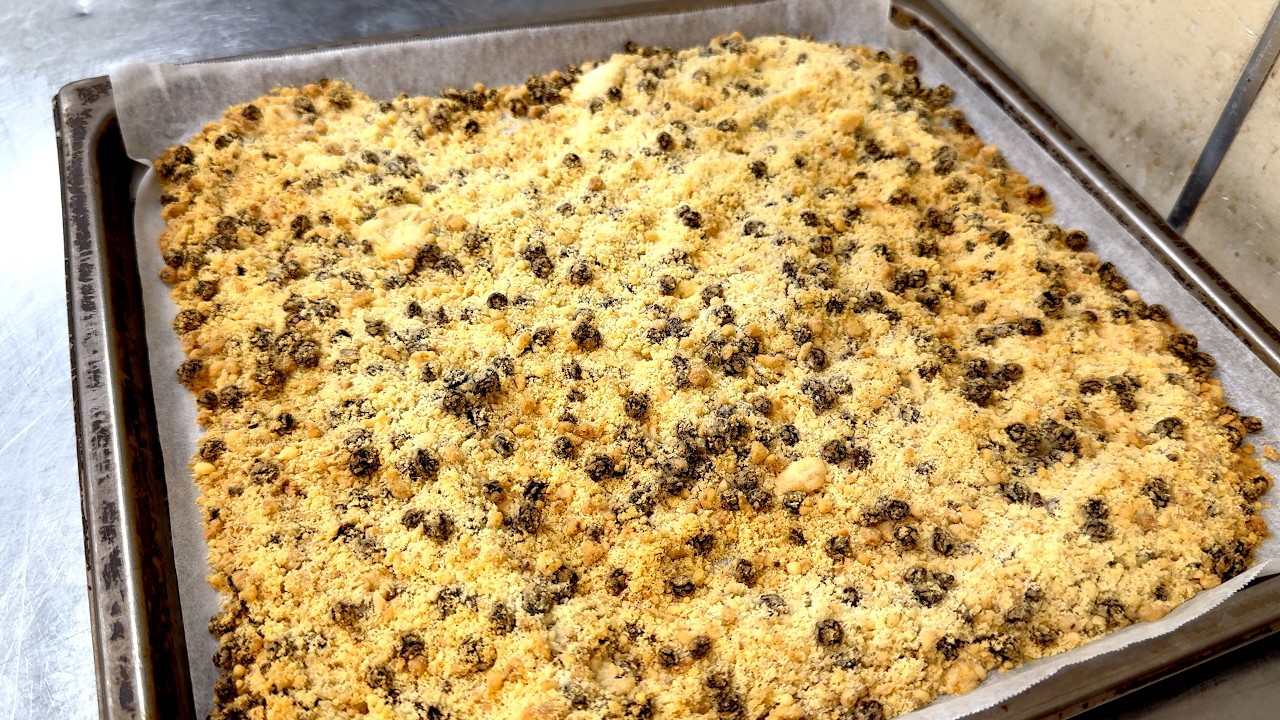 Walnut and Currant Crumble【胡桃とカレンズのクランブル】