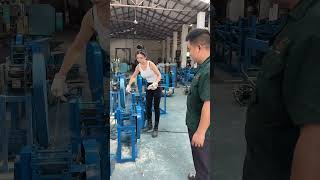 She Turns Bamboo Into Art: Stunning Bamboo Weaving Process #BambooCraft #WeavingArt #Handcrafted
