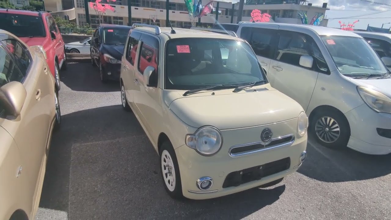 Johnny's Used Cars Okinawa - 2013 Daihatsu Cocoa (19273) - YouTube