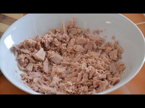 صينية التونة بالطحينة اختراعاتنا فى ظل عدم توفر اللحوم بغزة