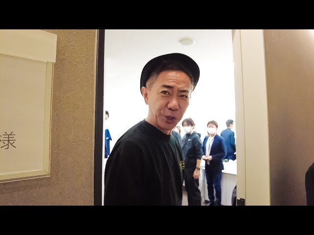 貴ちゃんねるずカメラにノリさんが映っていた🔥 - YouTube