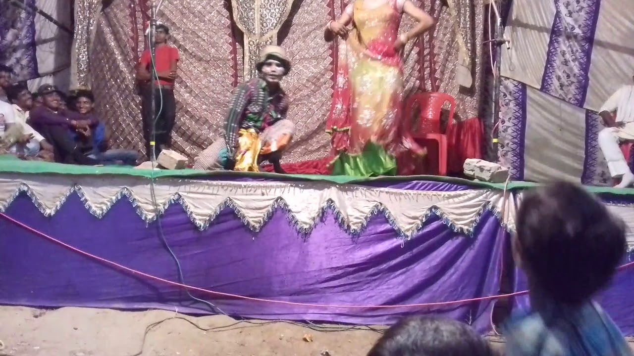 PC Tufani Joker !! देखें कैसे इस कलाकार ने 3 किलो की ईंट गायब कर दी..