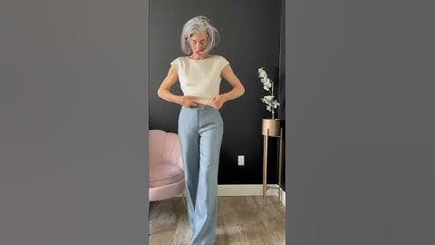 How to dress classic over 40.