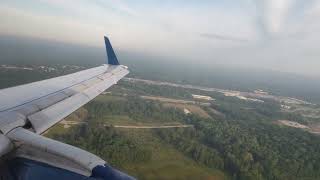 Delta Connection (Republic Airways) Embraer E175LR (E75S) Landing in Detroit [N221JQ]