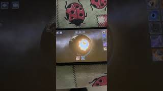 Lua colidindo a terra