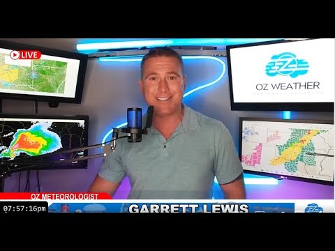 Overnight Thunderstorms Along Cold Front - YouTube