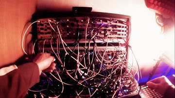 [Make Noise vs Noise Engineering] Eurorack Dark Iteritas Jam