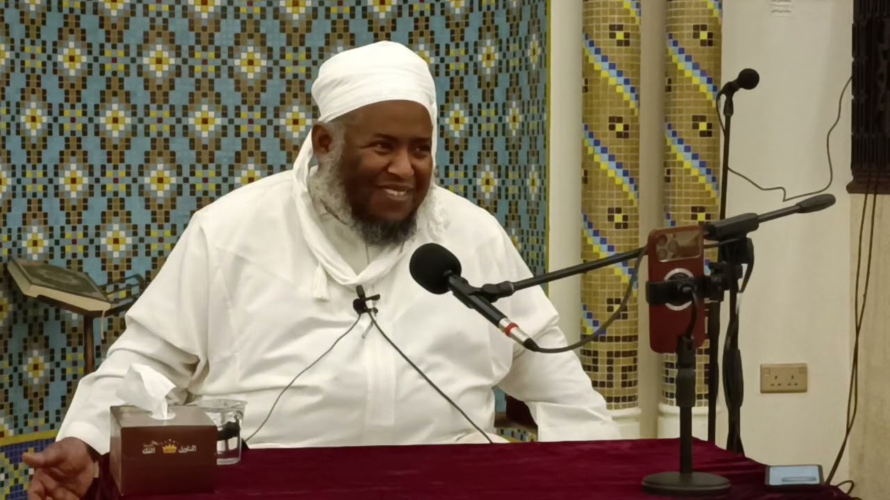 محاضرة الشيخ/ مسعود بن محمد المقبالي (قصة الملك الذي يأخذ كل سفيةغصبا وهو من عمان)