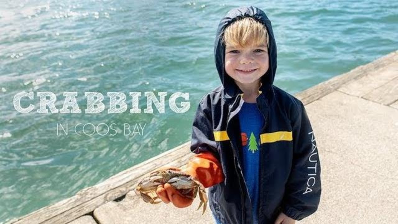 A Bunch of Newbies Go Crabbing in Coos Bay, Oregon