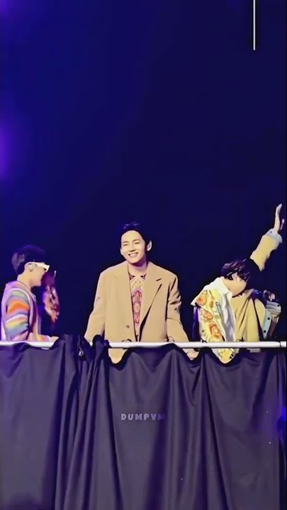 This audio syncs with this clip of taehyung so well😭💜🥵