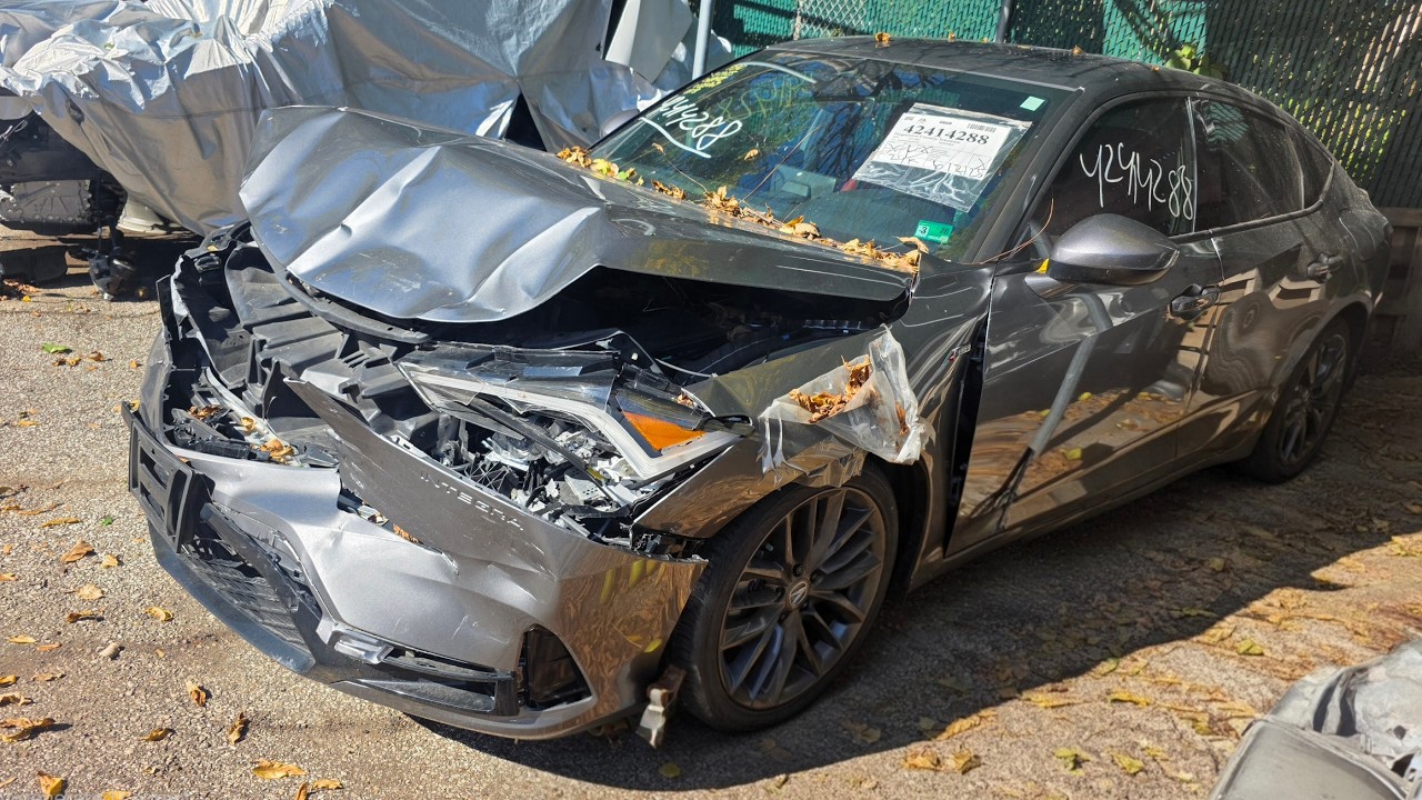 Front End Completely DESTROYED! Rebuilding This 2025 Acura Integra!