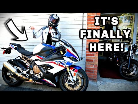 2020-bmw-s1000rr-review-*m-package*