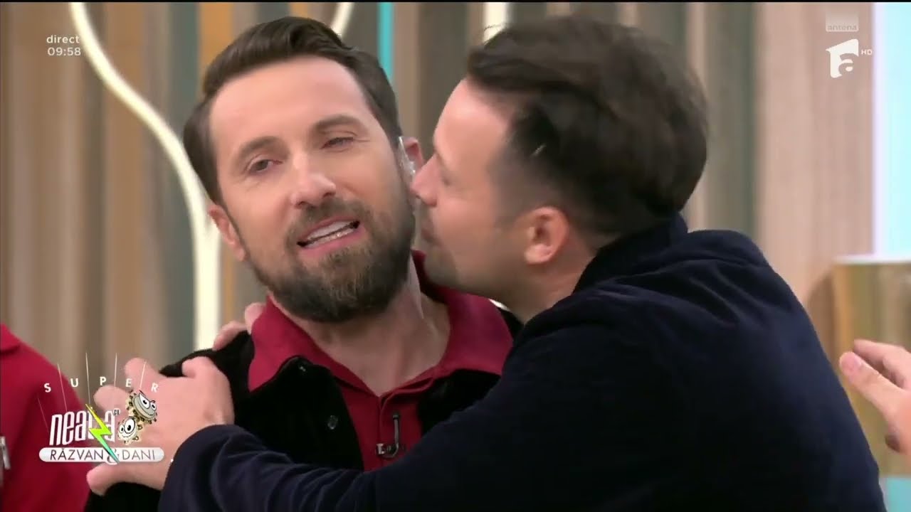 A luat foc adidasul lui David Tudor la @neatacurazvansidani  30 de ani de @Antena1Official