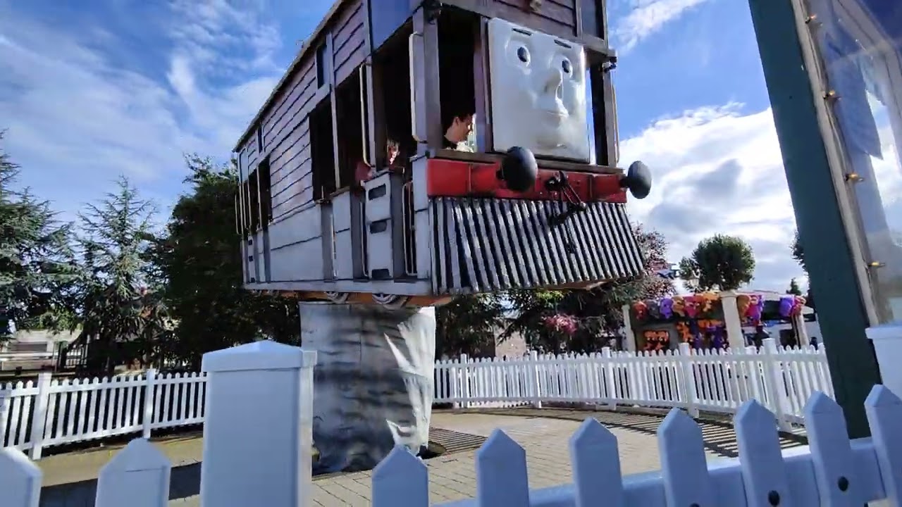 Toby's Tram Express - Thomas land Drayton manor resort uk