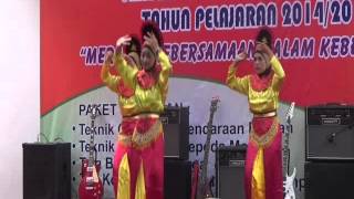 Tari Yapong by siswa SMK Muhammadiyah 1 Moyudan, Sleman