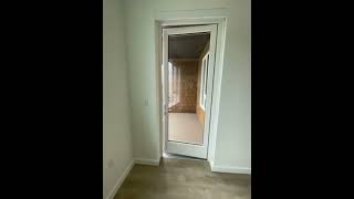 2x2 B, #3-512 989 sqft