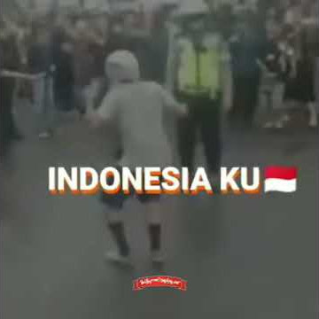 Story wa seorang mahasiswa yang berani joget depan polisi versi lagu hey indonesaku,,