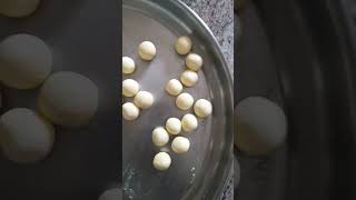 வீட்டிலேயே சுவையான ரசகுல்லா செய்யலாம்?? sweet How to Make Rasgulla shortsfeed trending shorts