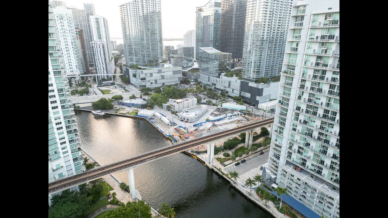 One Brickell Riverfront Lofty site Miami