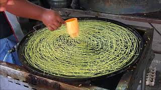 The Making of the Amazing Roti Jala