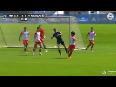 2307 Rafael Werneck 05 - U19 - HAMBURGER SV X BAYERN WORLD SQUAD