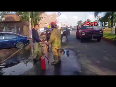 VIDEO Maestras sufren accidente en la colonia El Jericó
