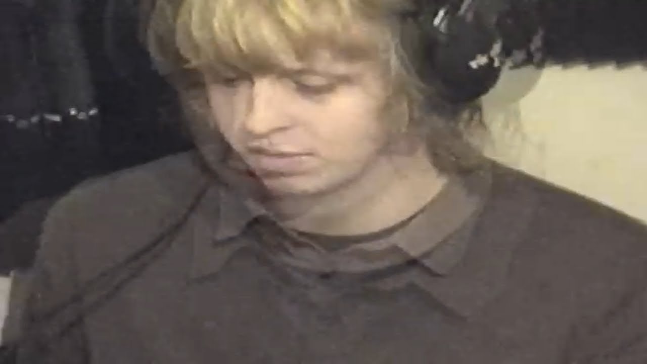 Troutflies – 1000 Years in Fairylights / FA Face (Contact Buzz Lo-Fi Demo #22)