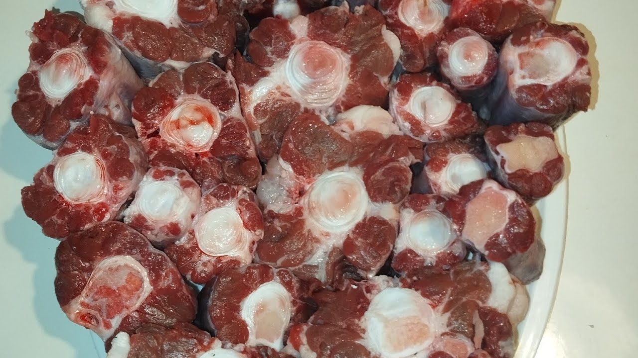 Juneći repovi ispod sača(peke) u tamnom pivu-Recept(Beef tails under the bake in dark beer-Recipe)