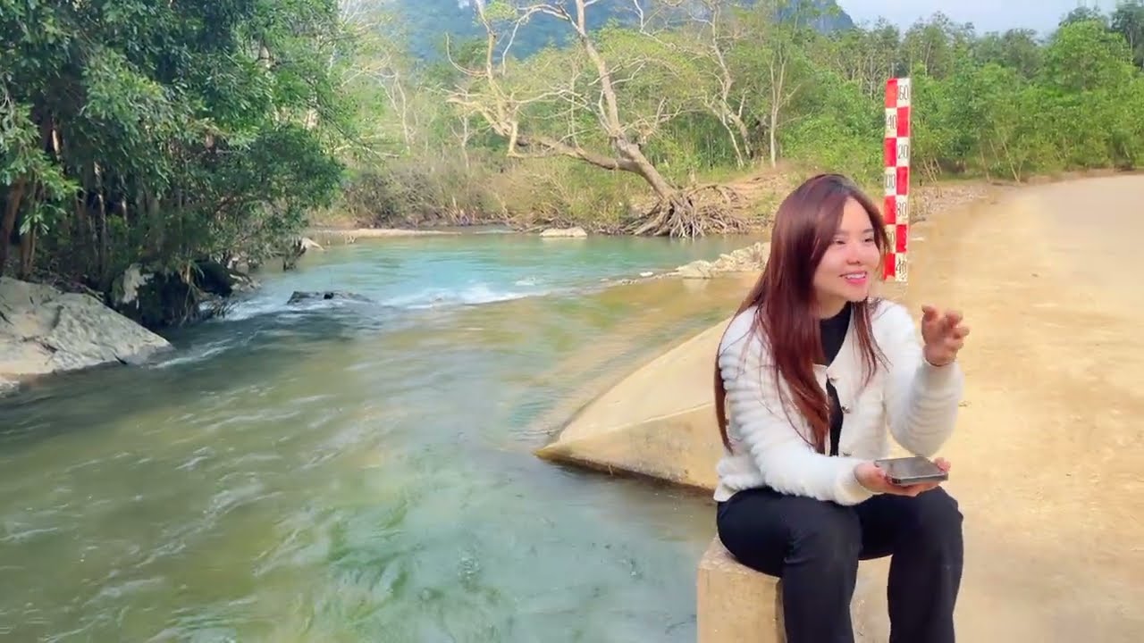 Во время экзамена, идя по улице, я встретил красивую девушку.