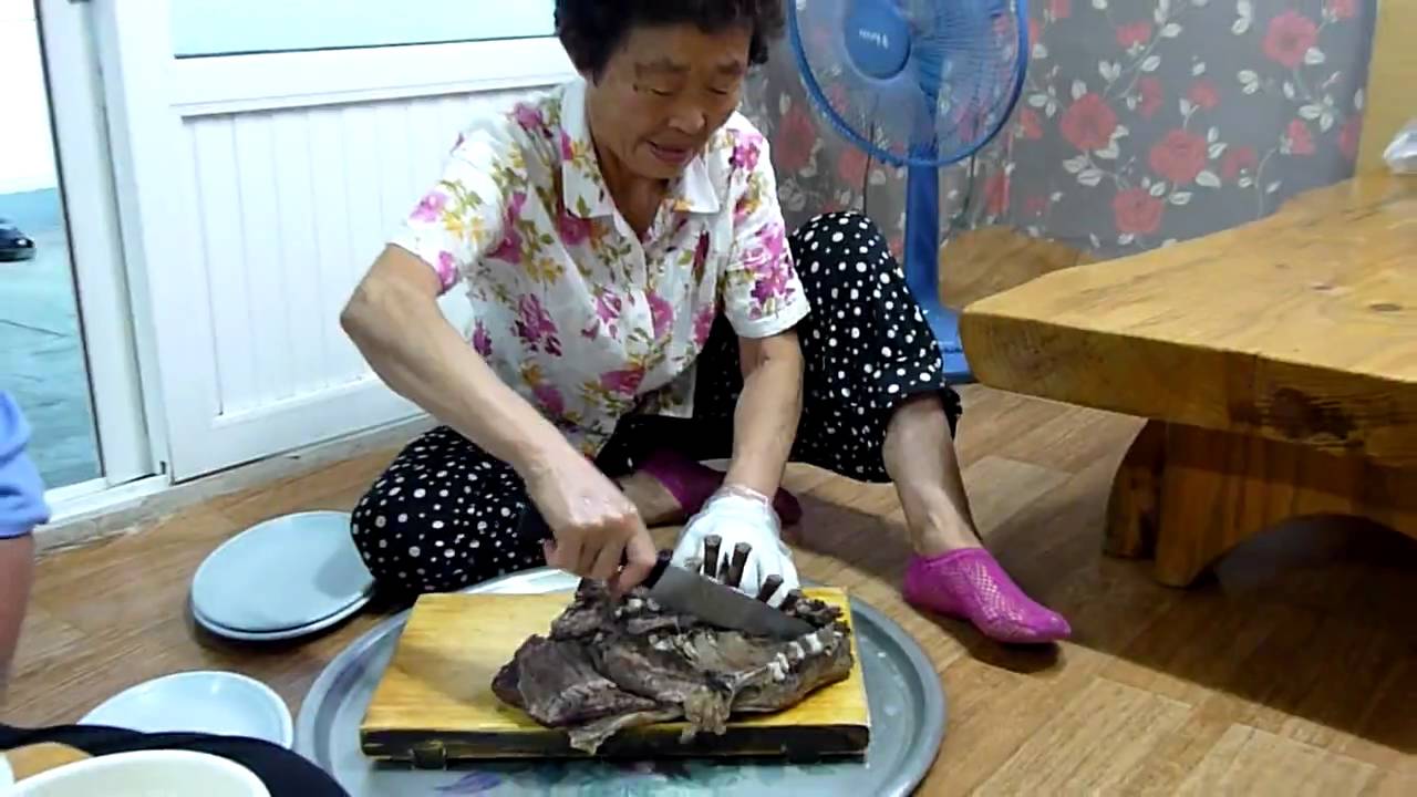Animal abuse in South Korea Dog eating and beatiing YouTube