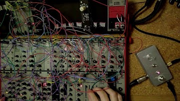 AE Modular Live Ambient - Fun with the quantizer & a Rangemaster clone!