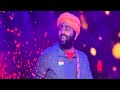 Arijit singh rocks the stage with jhoomey jo pathaan  dubai 2024