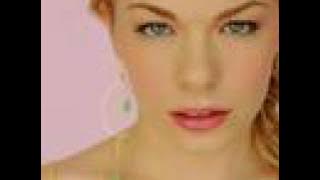 LeAnn Rimes ~Can't Fight The Moonlight (Remix)~