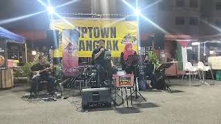 Download Lagu Aku Tak Bersalah (Pearl) cover by D'Alfa Band MP3 Download Lagu Aku Tak Bersalah (Pearl) cover by D'Alfa Band MP3