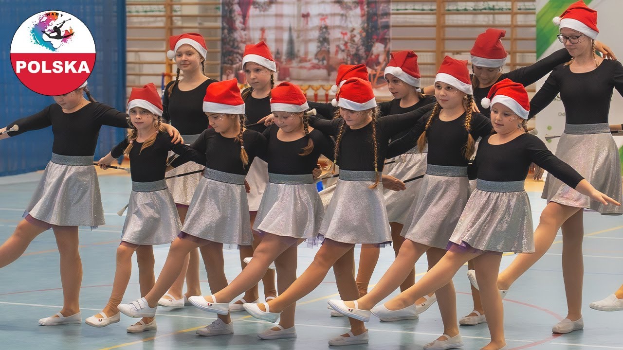 SCENA OPEN BATON KADETKI - KULTURY MAŻORETKI CHEŁMŻYŃSKIEGO - Świąteczna Bajka 2024 / WAMT Polska