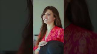 Hande Erçel & Ezgi Şenler