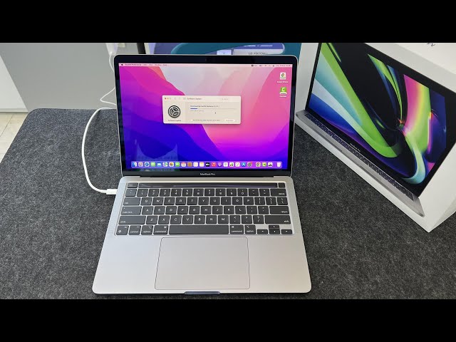 MacBook Pro M1 13 inch unboxing in 2022