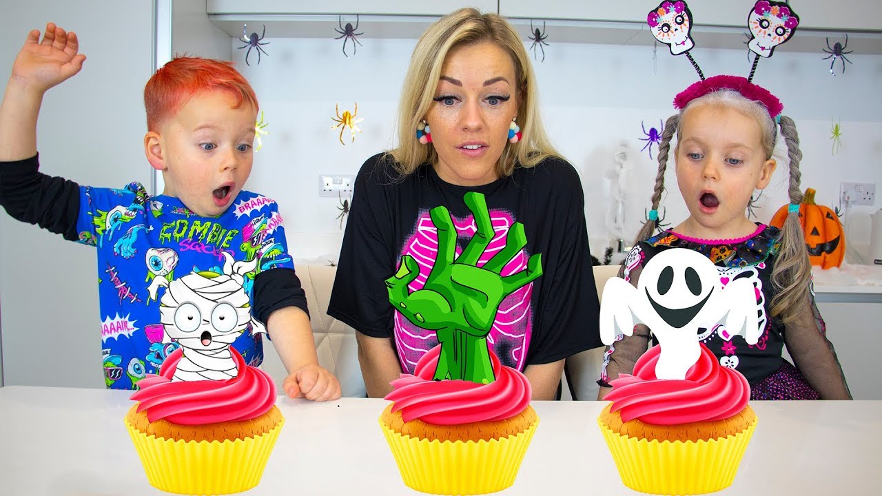 Gaby and Alex making Halloween cupcakes with Mama