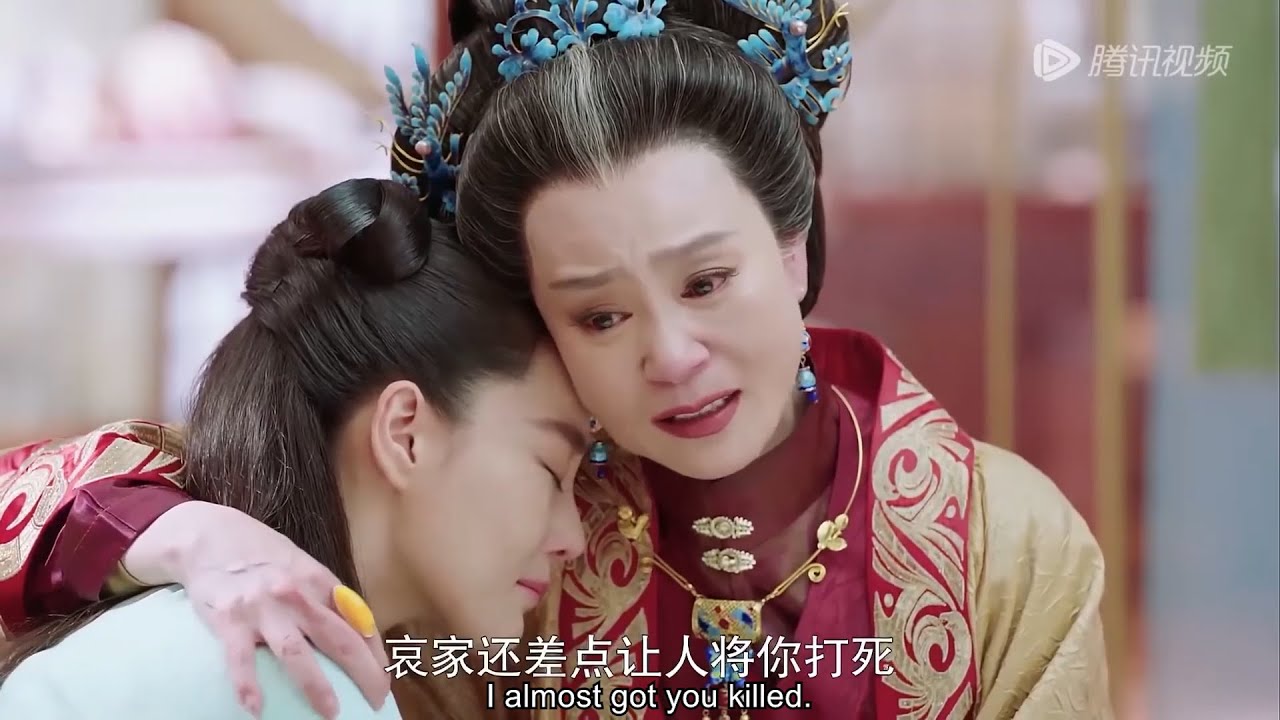 Вдовствующая императрица обнаружила, что героиня была настоящей принцессой, и довела ее до слез