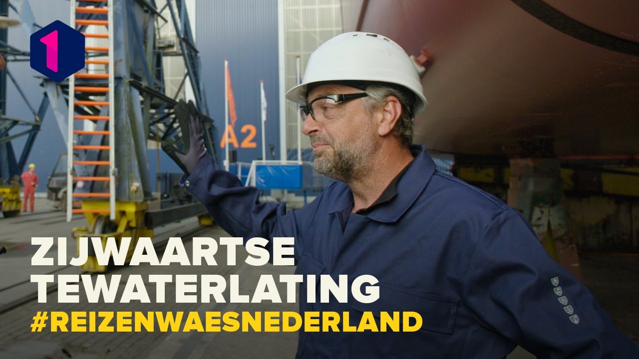 Tom Waes helpt bij een zijwaartse tewaterlating | Reizen Waes: Nederland