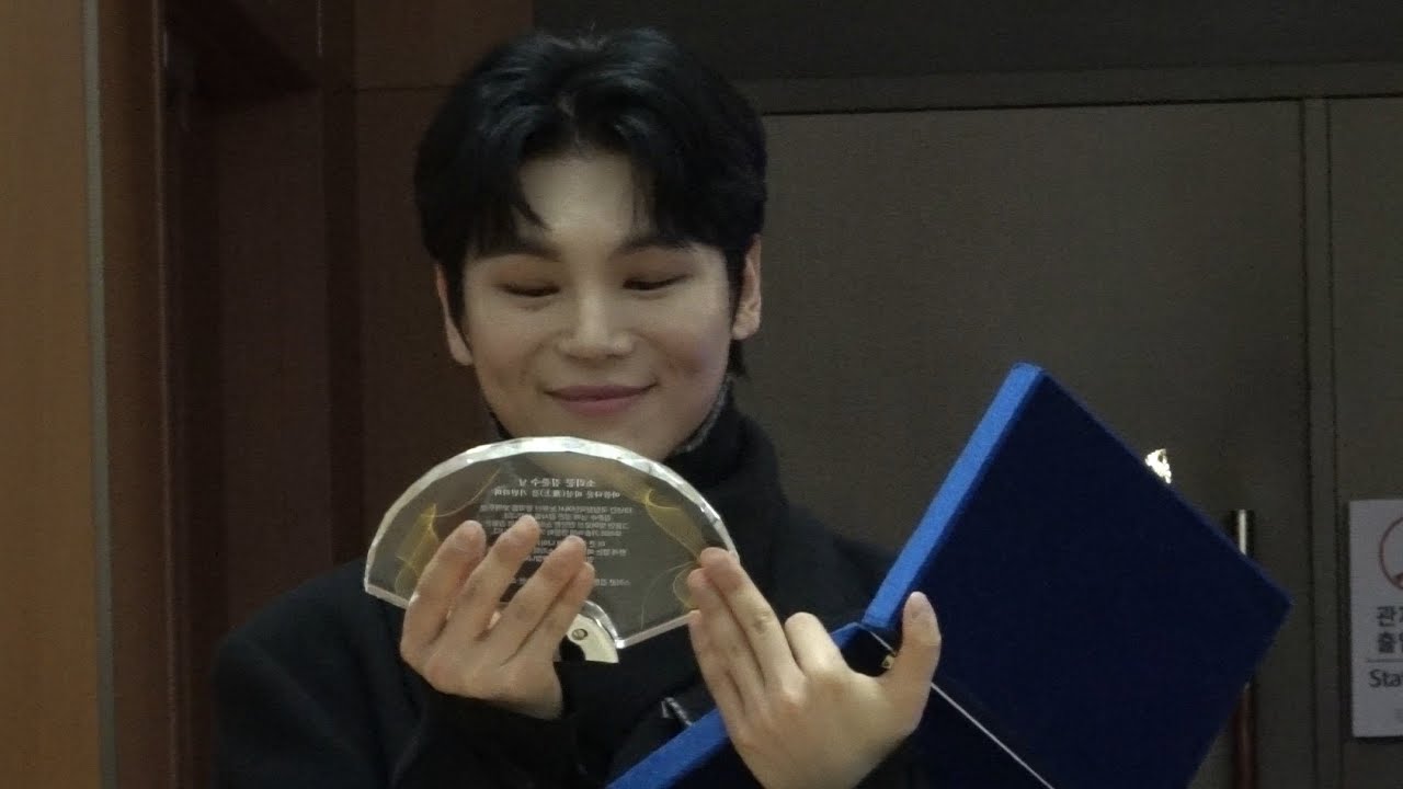 #소리꾼김준수 [4K직캠]  251231.송년음악회어질더질 퇴길