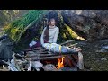 Girl Primitive Camping 🔥 Amazing Salmon &amp; Stone Kitchen 🌲