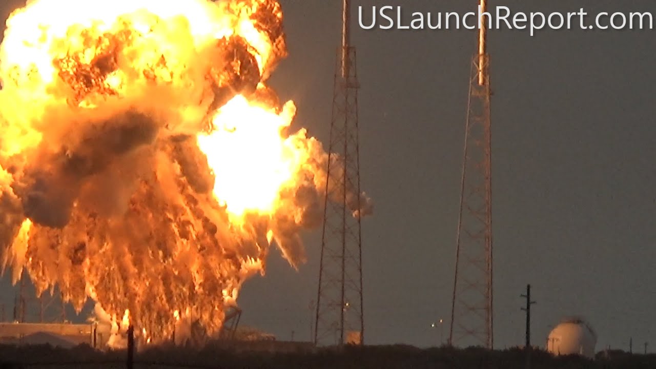 #видео| Взрыв принадлежащей SpaceX ракеты Falcon 9. Фото.