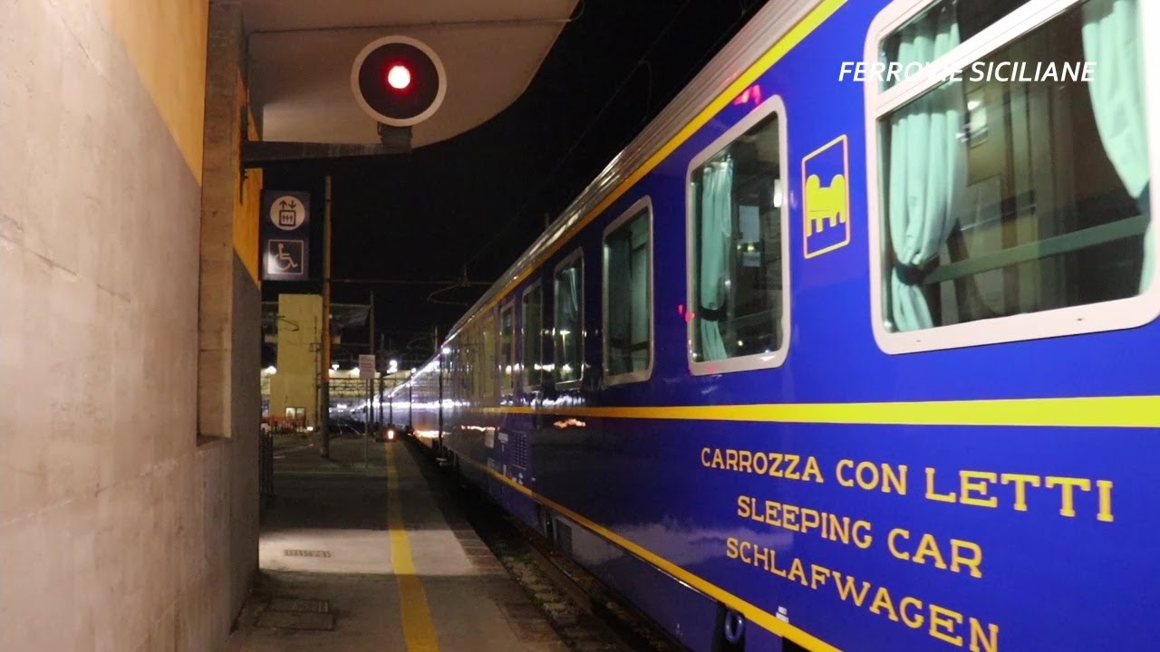 Sicilia Express, la sosta a Messina Centrale nel viaggio di ritorno