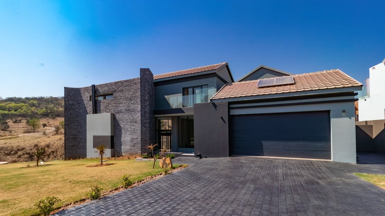 6 Bedroom For Sale | The Hills