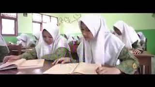 Man Ana Laulakum,cover Santriwati cantik//bikin baper