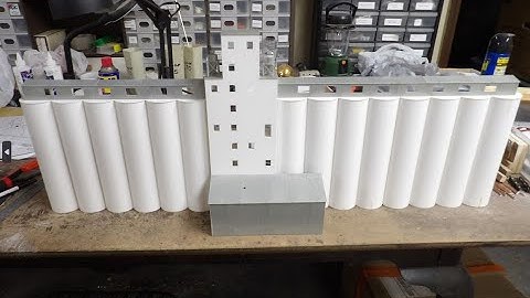 Building a Walthers grain elevator, part 1