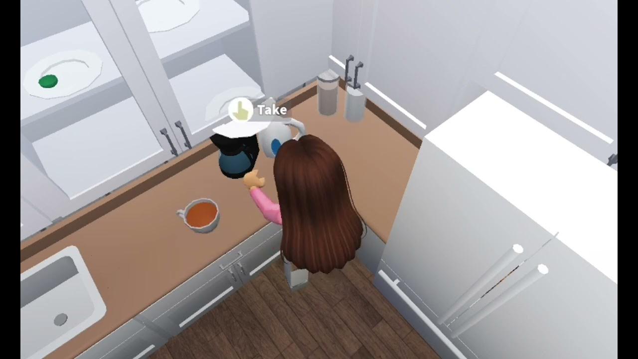 FILLING MY TABLE WITH 1000 CUPS OF COFFEE IN BLOXBURG!! YouTube