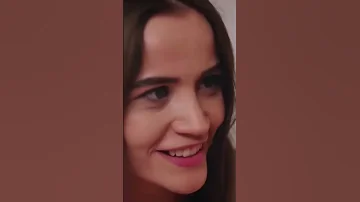 مشهد محذوف من مسلسل زهور الدم باران يقبل ديلان في فمها Kançiçekleri Shorts 