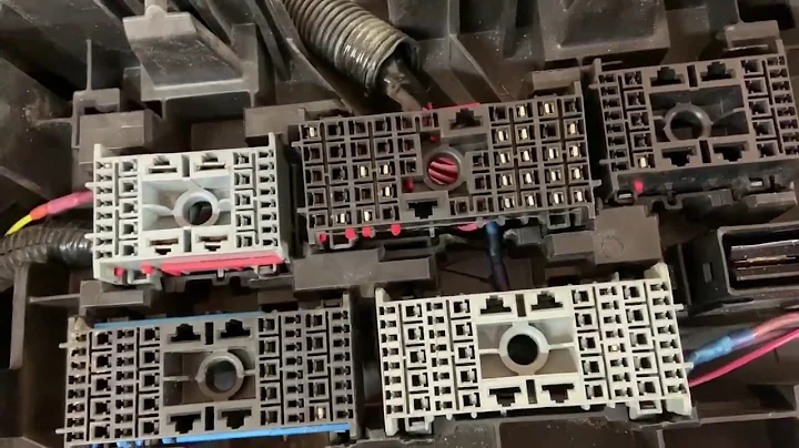 Wiring gen 4 GM LS swap with factory 2008 GM Truck harness and fuse block.  6.2L L92 6L80E K5 Blazer